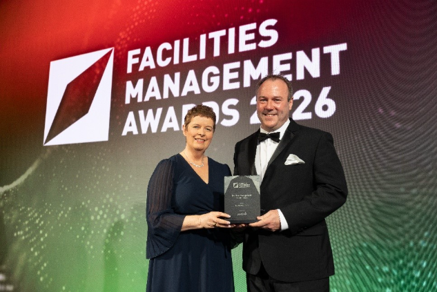 Derek McDonald, Facilities Management Leader 2026, accepting his award
