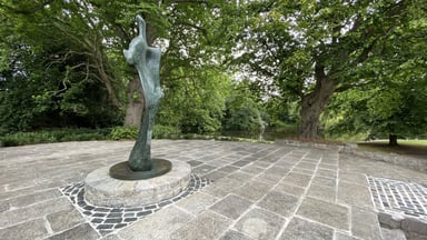 Yeats Memorial